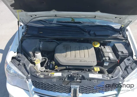 2020 Dodge Grand Caravan Sxt z USA, uszkodzony, nr VIN 2C4RDGCGXLR178599